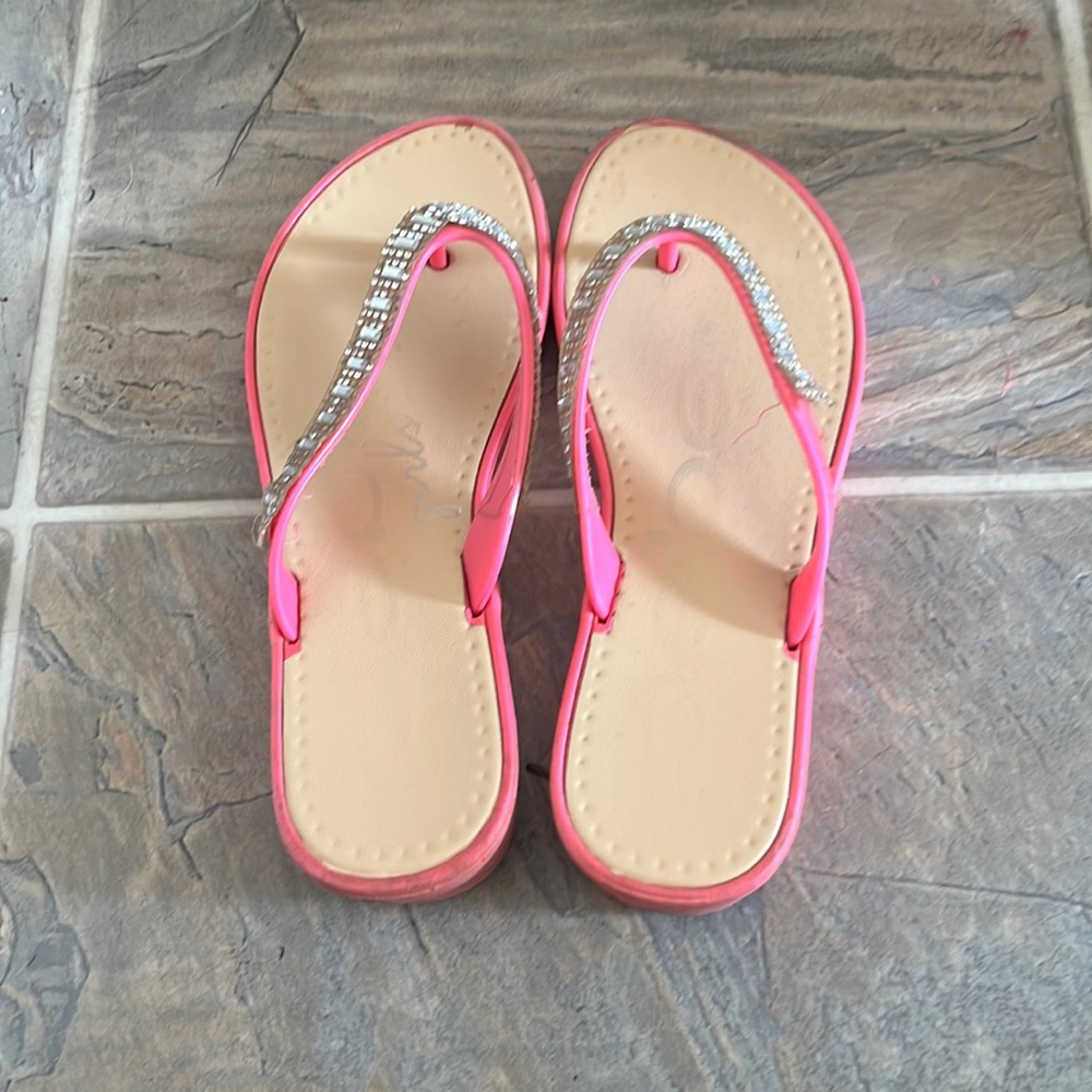 Pink Bebe flip flops USA size 3.5